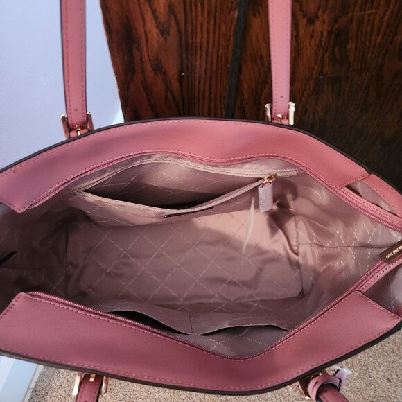 NWT Gilly Tote Michael Kors Leather Travel Shoulder Purse - Picture 6 of 15